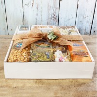 C2 – Large Gourmet "Boxed" Basket